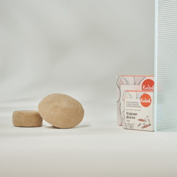 Kvitok-tuhy-sampon-vzacne-drevo-25g-rastlinkovo
