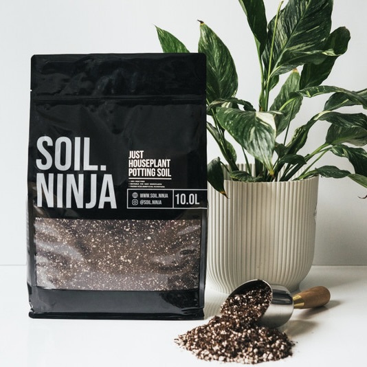 soil-ninja-substrat-izbove-rastliny-10-litrov-rastlinkovo
