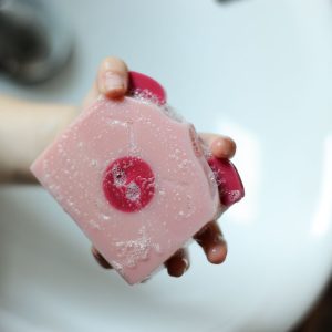 almara-soap-my-happy-pig-mydlo-rastlinkovo
