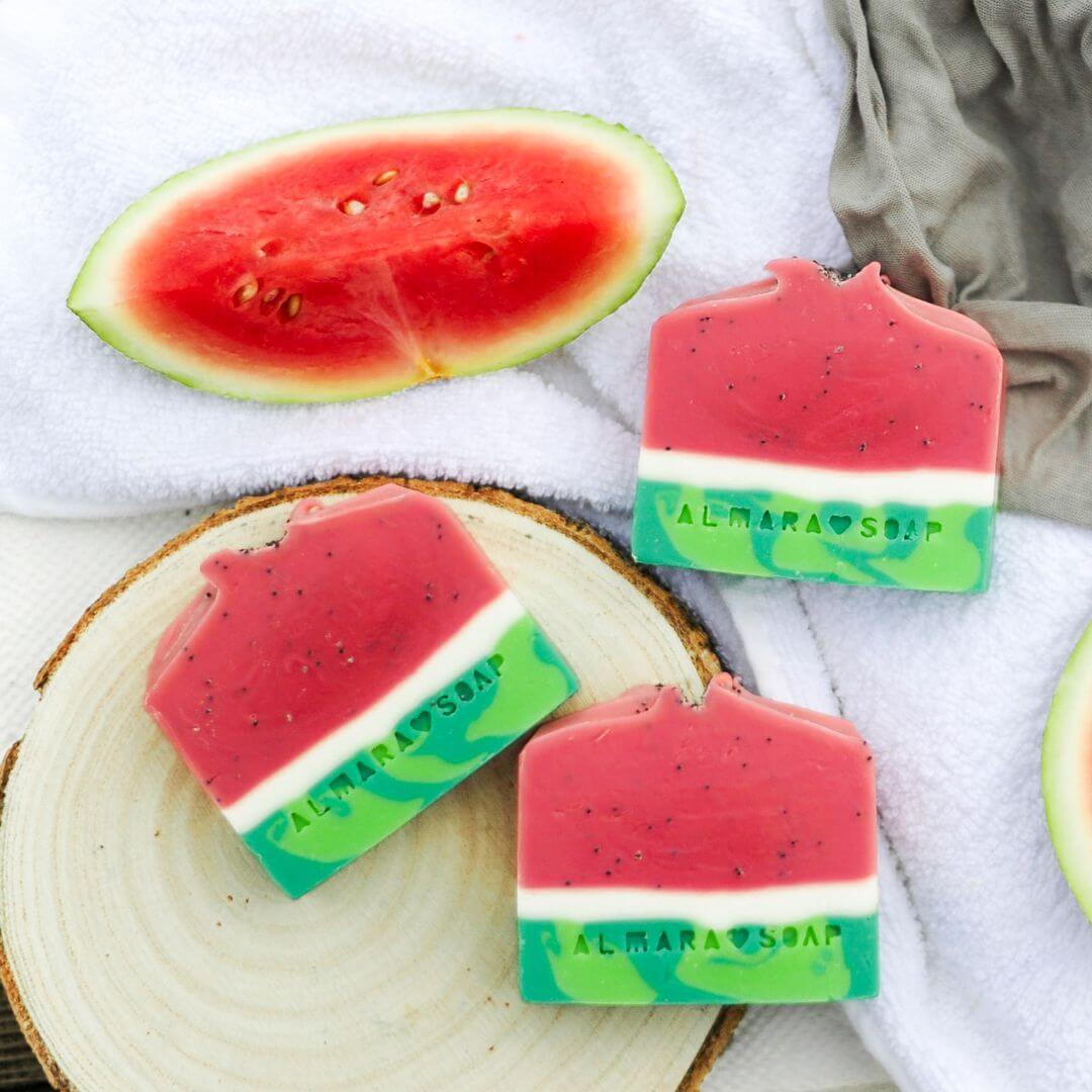 Almara Soap Watermelon Sugar dizajnové mydlo 100 g 1 almara-soap-watermelon-sugar-rastlinkovo