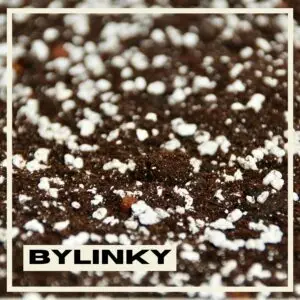 rastlinkovo-substrat-bylinky-rastlinkovo
